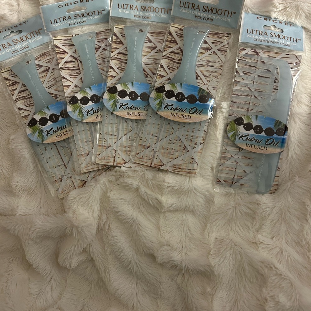 Ultra Smooth Hair Comb - Blue